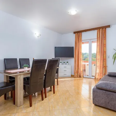 아파트 2 Bedroom Awesome In *